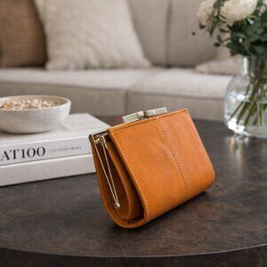 Buxton "Villager" Wallet Made in Canada Leather light Brown Vintage